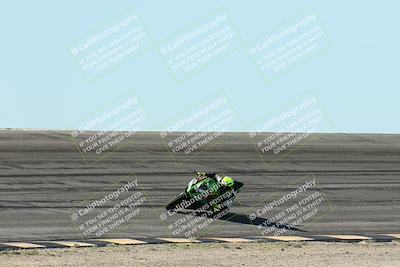 media/Jan-15-2026-Racers Edge (Thu) [[dfebeb70ab]]/3-B Group/Session 2 (Bowl Exit)/